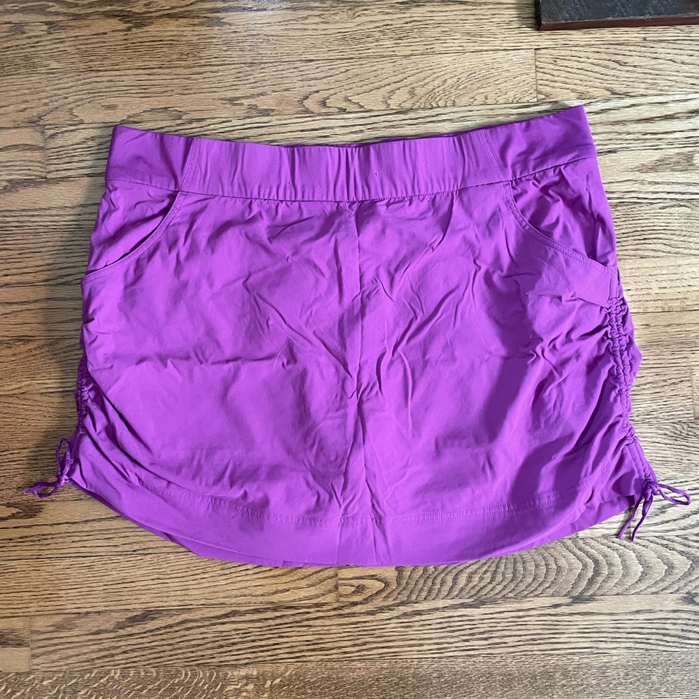 Columbia Magenta Skort with Drawstring